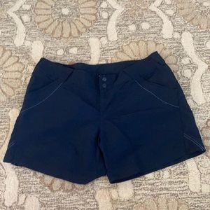 Women’s Columbia PFG shorts